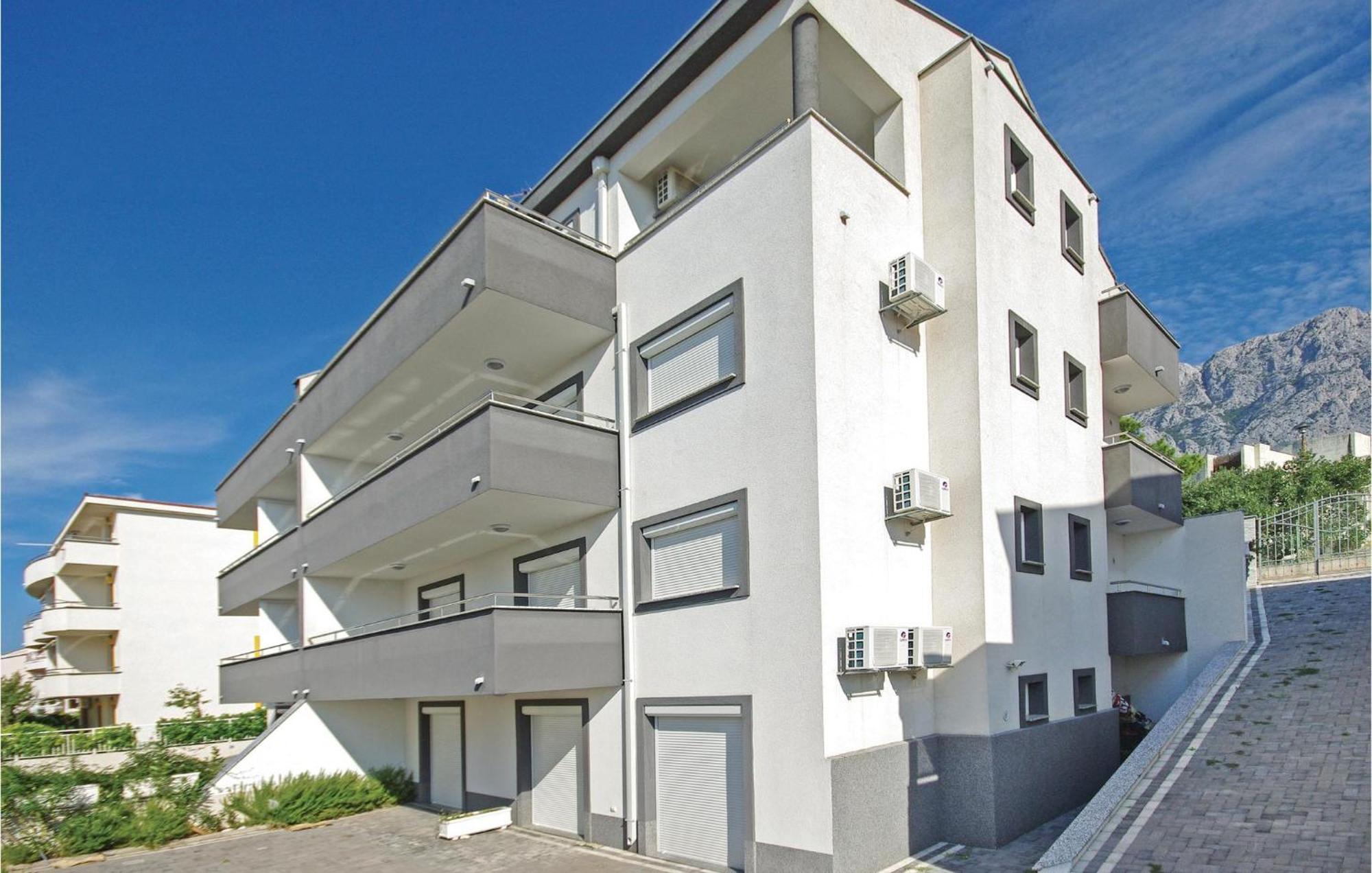 Gorgeous Apartment In Makarska With Wifi Eksteriør bilde